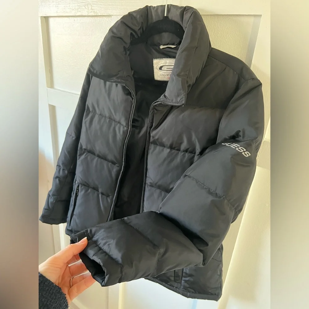 EUC Vintage Guess down puffer coat women’s small black zip up jacket unisex top - Picture 10 of 16